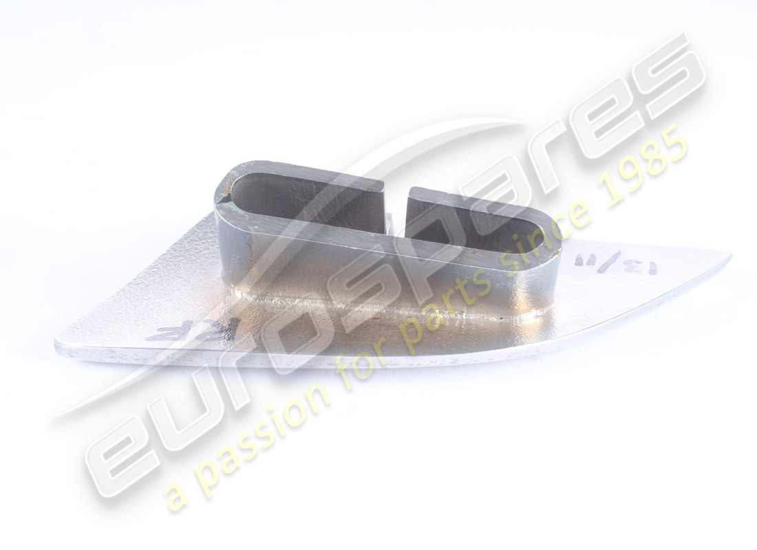 used aston martin bezel, rear seatbelt, rh part number 4g43611b90ad (5)