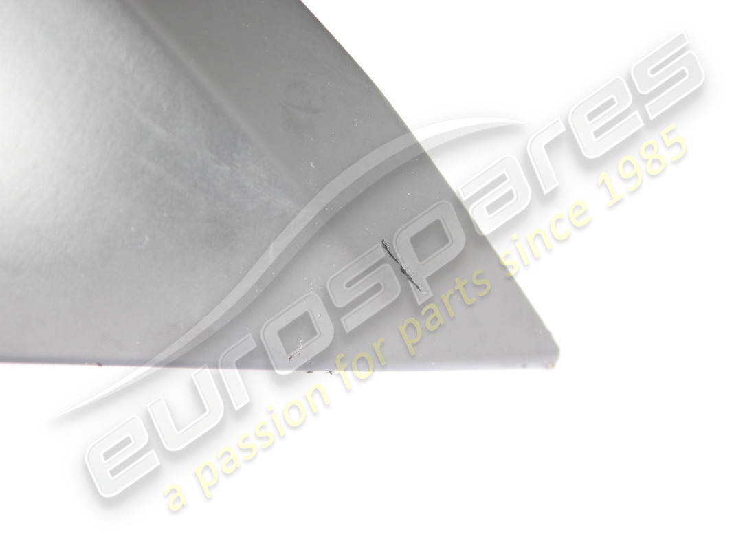 damaged lamborghini rh front fender. part number 4ml821106a (4)