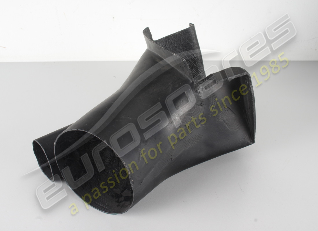 new ferrari rh brake air conveyor. part number 124191 (1)