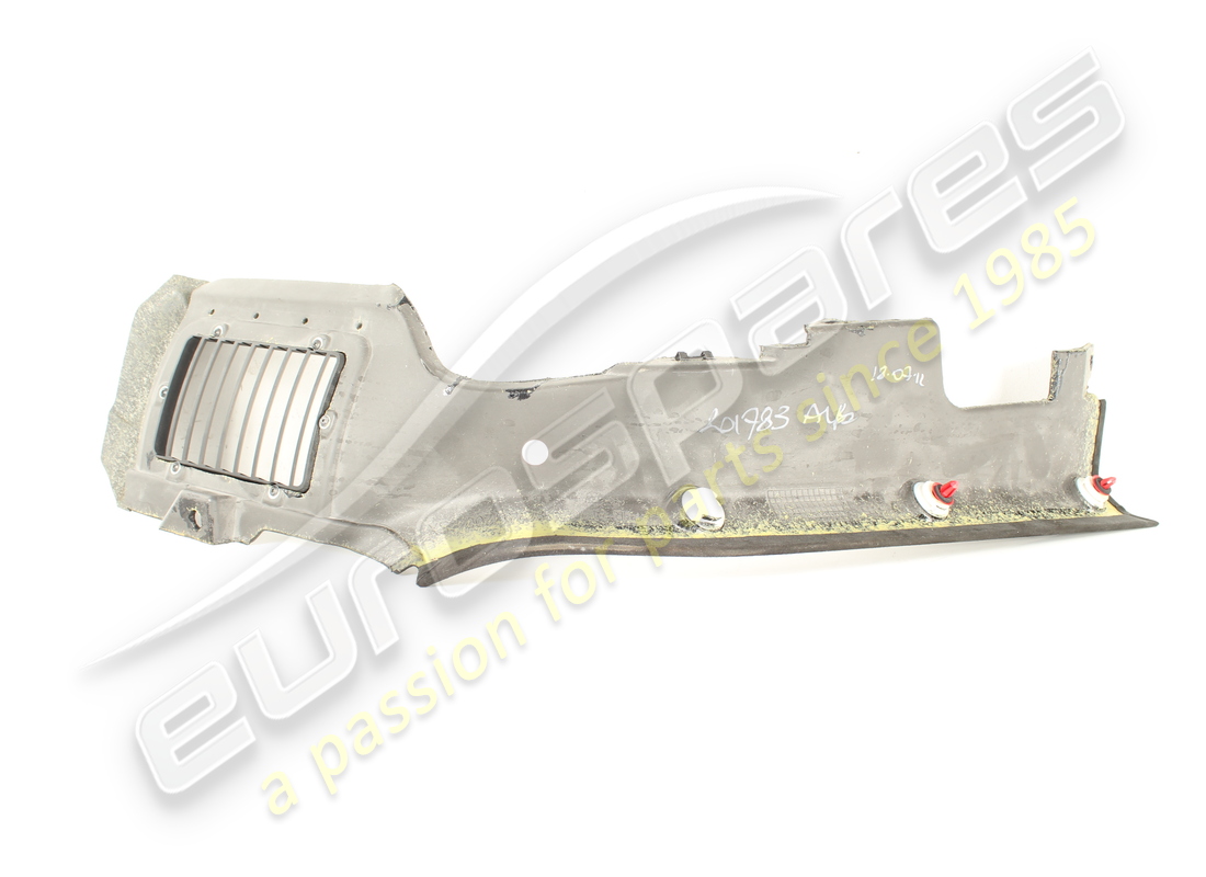 used ferrari lh channel trim. part number 84407300 (2)