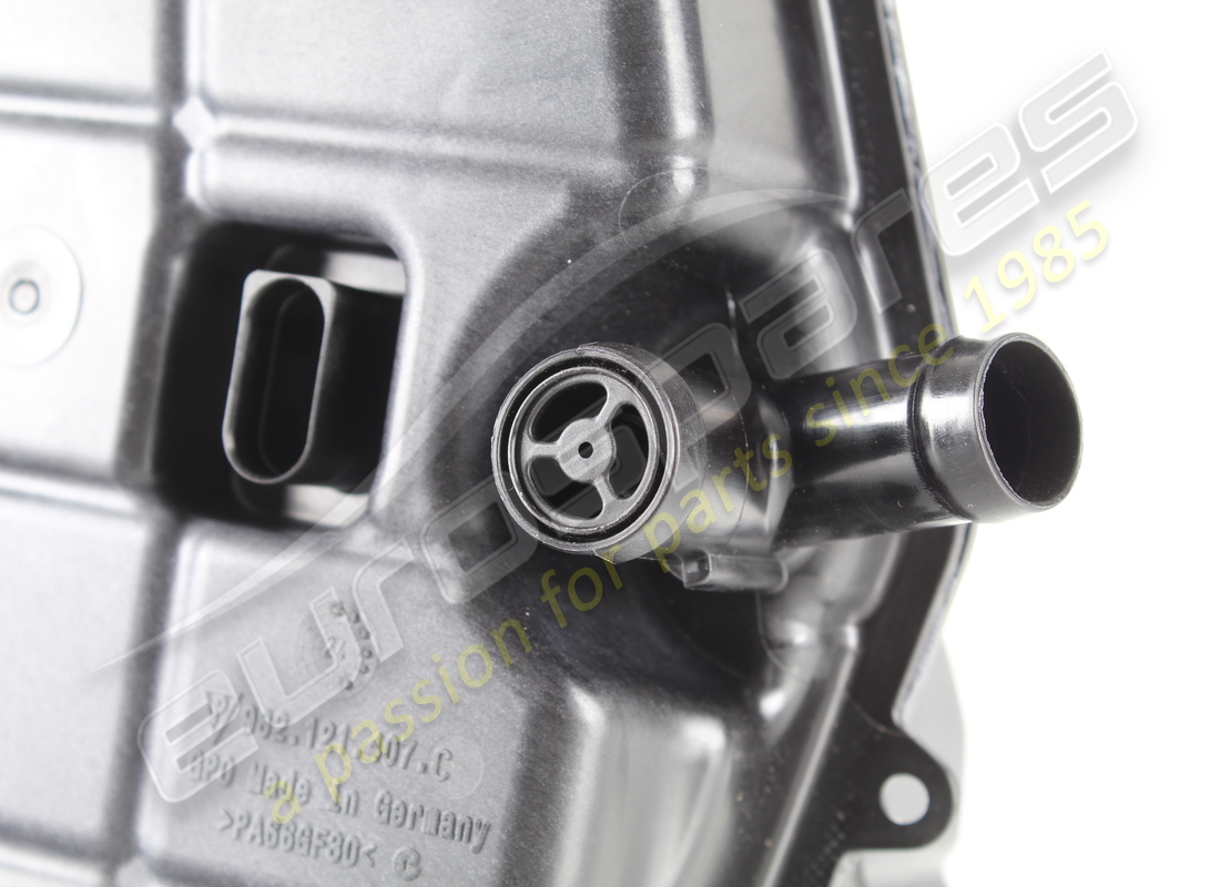 new porsche coolant expansion tank. part number 982121407c (4)