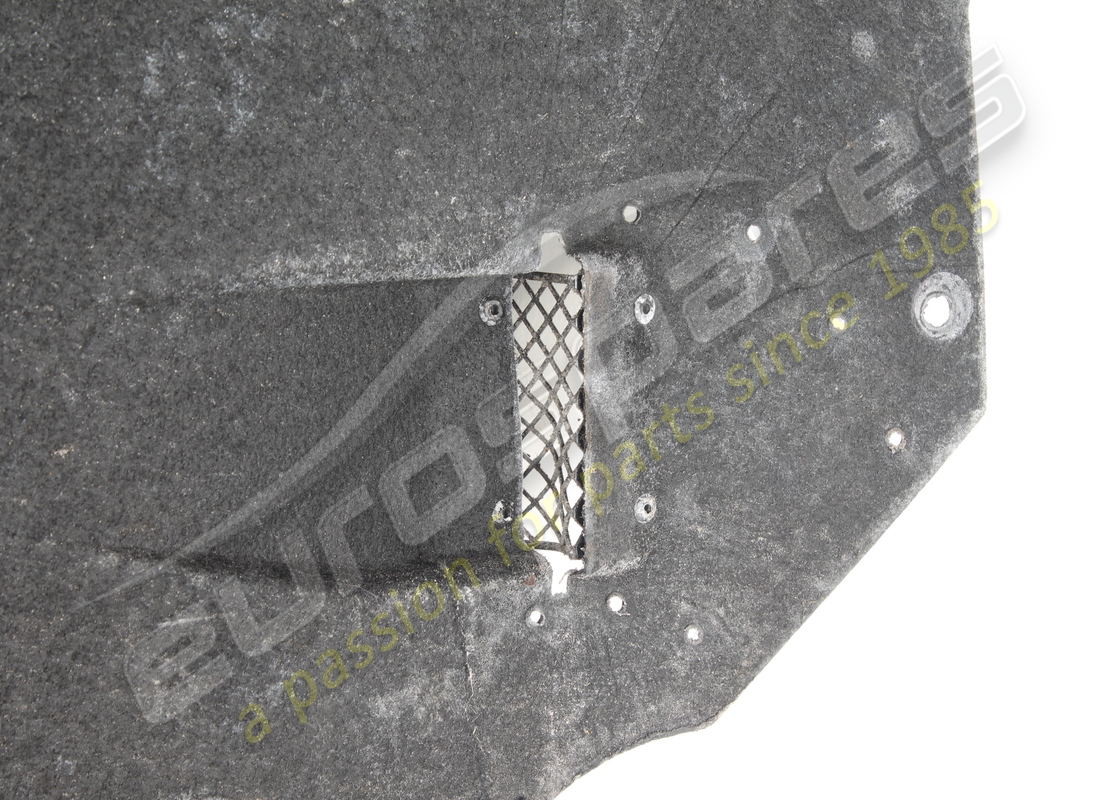 used ferrari complete rh centre flat undert. part number 88084100 (3)