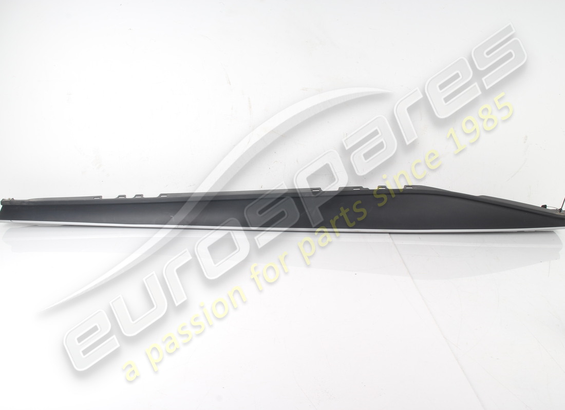 USED Ferrari EXT. SILL CLADDING LEFT CPL . PART NUMBER 769916 (1)