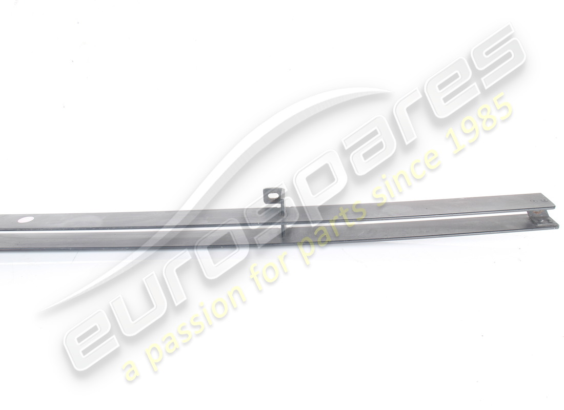 used ferrari front spoiler grille. part number 61797300 (3)