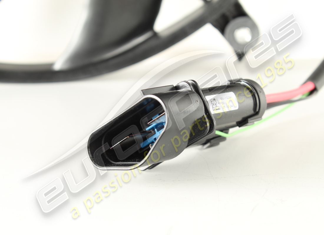 new porsche radiator fan. part number 992959447j (2)