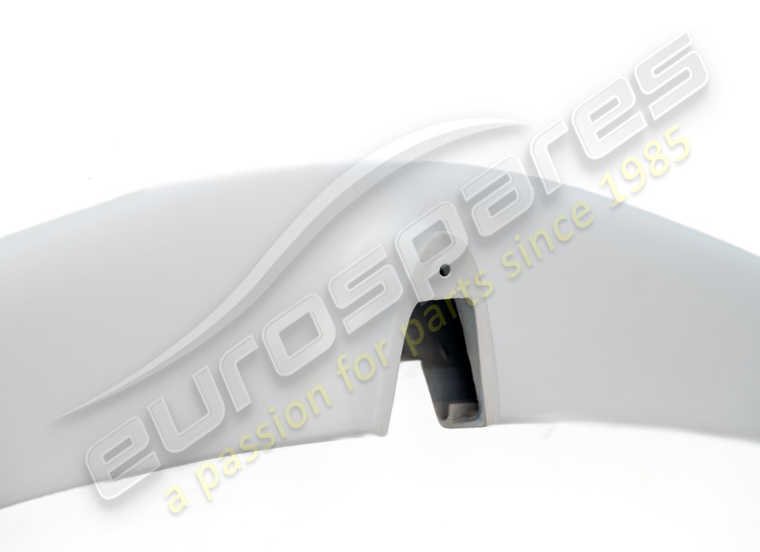 new oe front lower spoiler. part number 85529710 (2)
