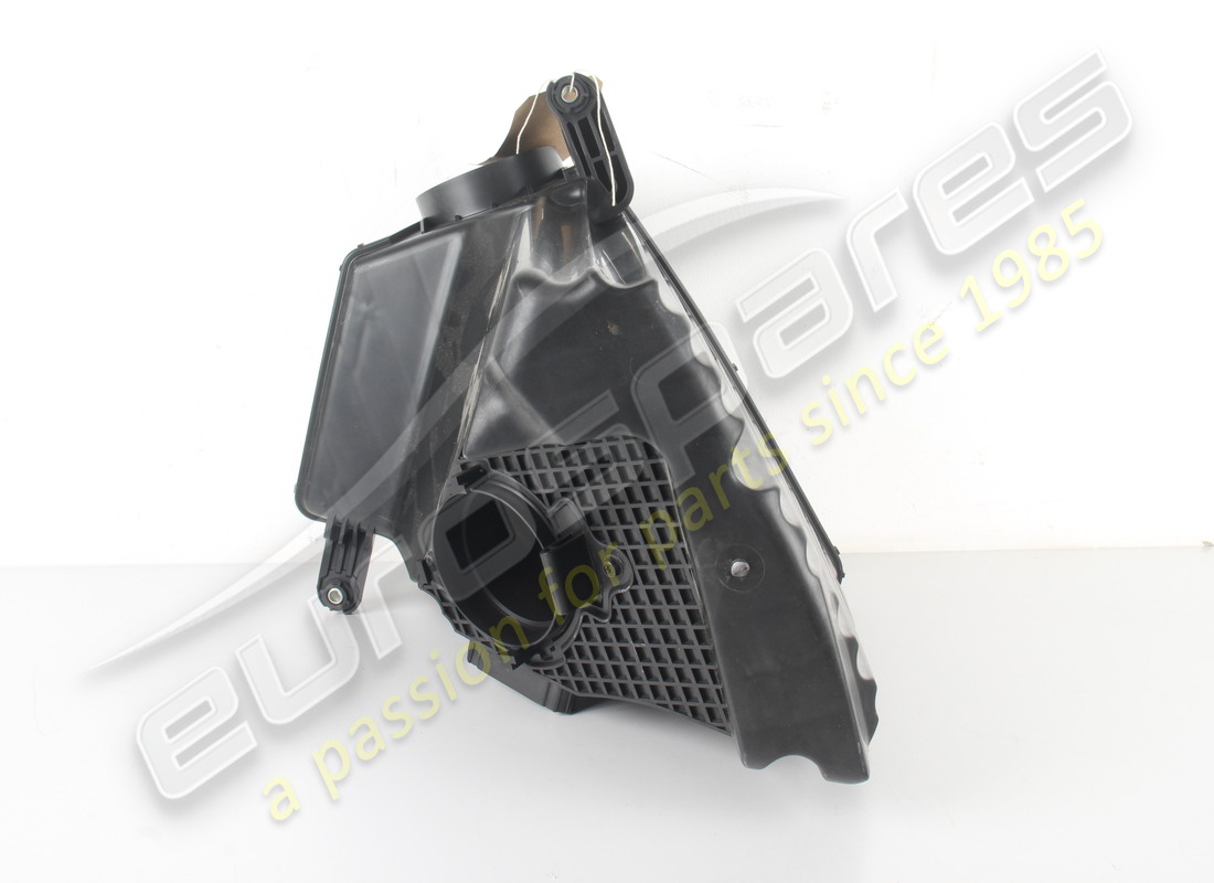 new aston martin airbox assy-rhs. part number 4g439600bd (3)
