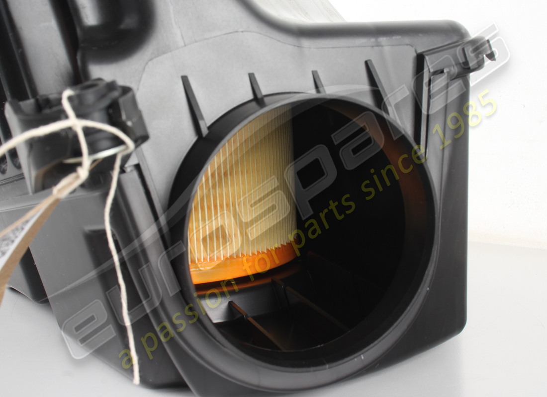 new aston martin airbox assy-rhs. part number 4g439600bd (7)