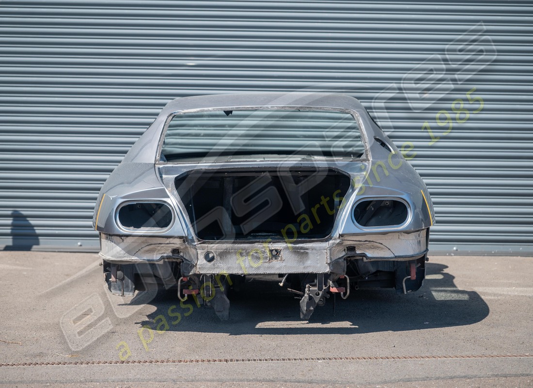 used ferrari complete bodyshell. part number 65887700 (7)