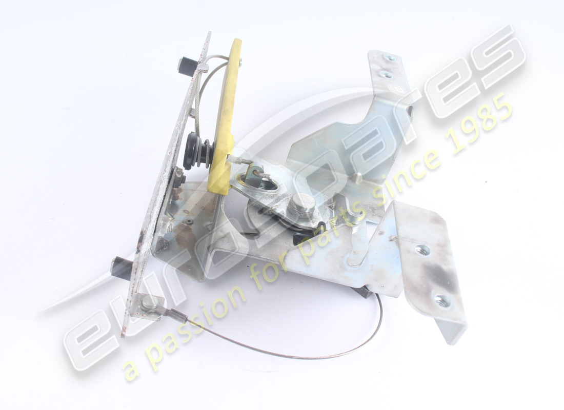 used aston martin stud. part number 4g437j168ac (2)