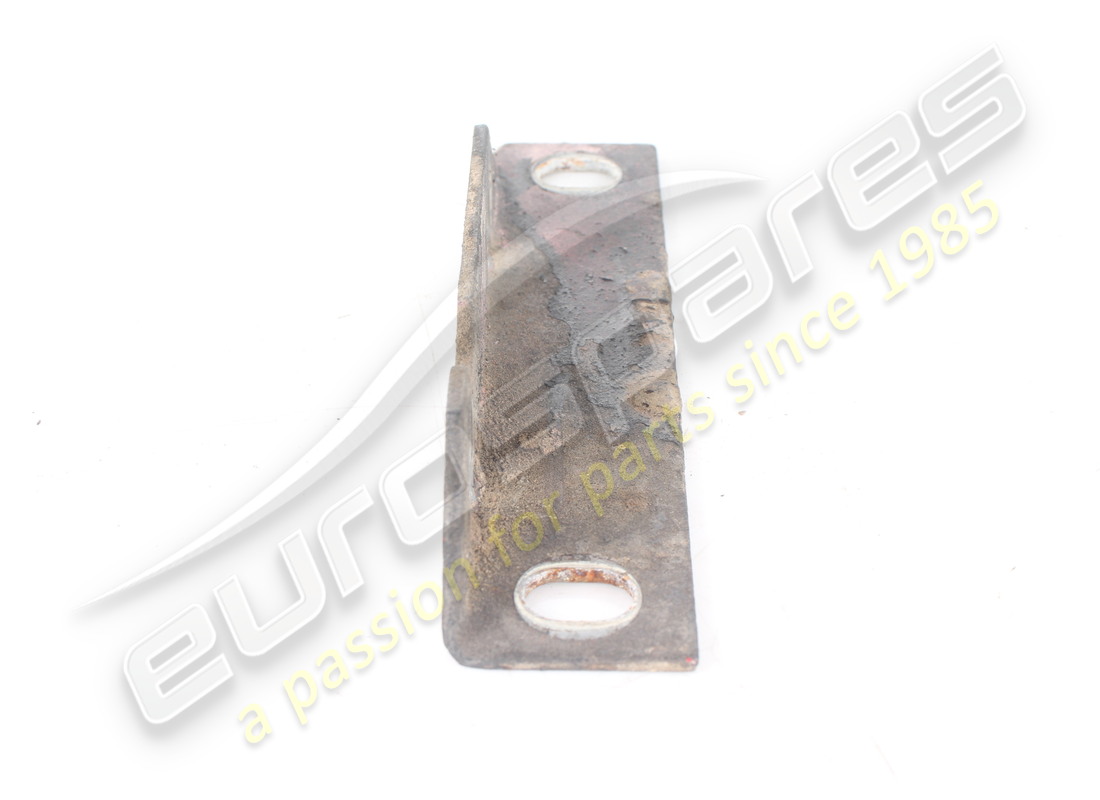 used ferrari rh bracket. part number 60581600 (3)