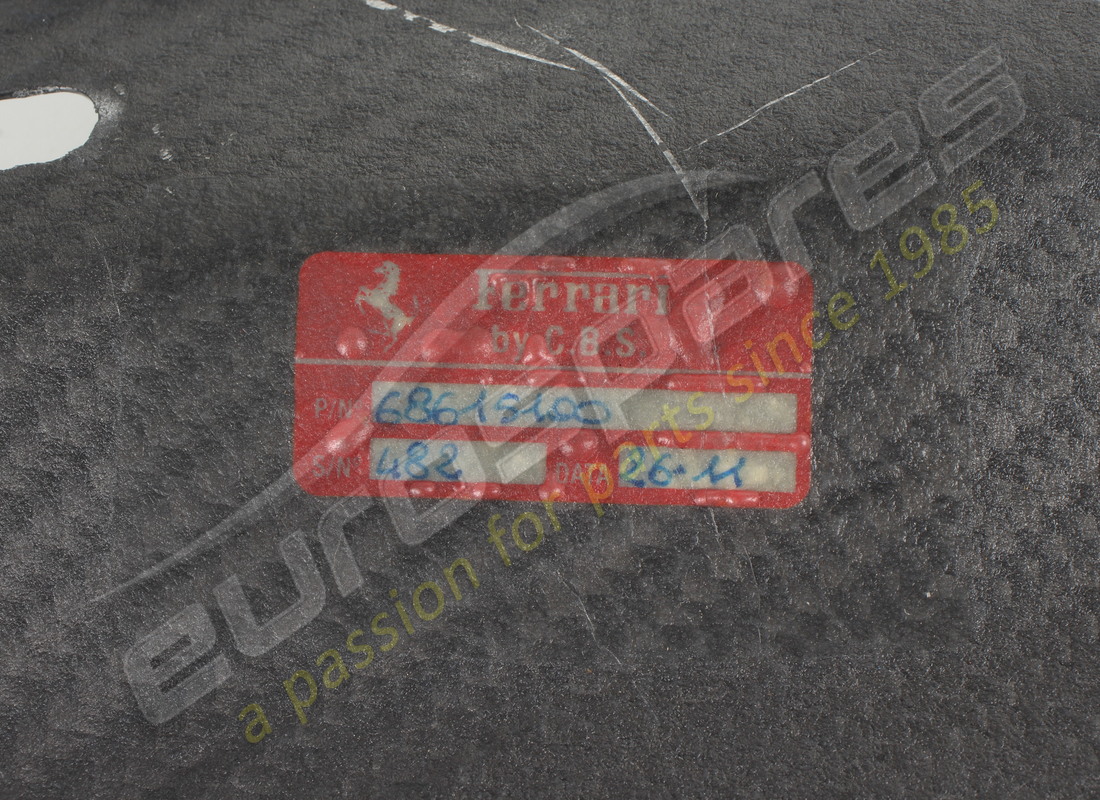 new ferrari rh rear panel -carbon pane. part number 68615000 (6)