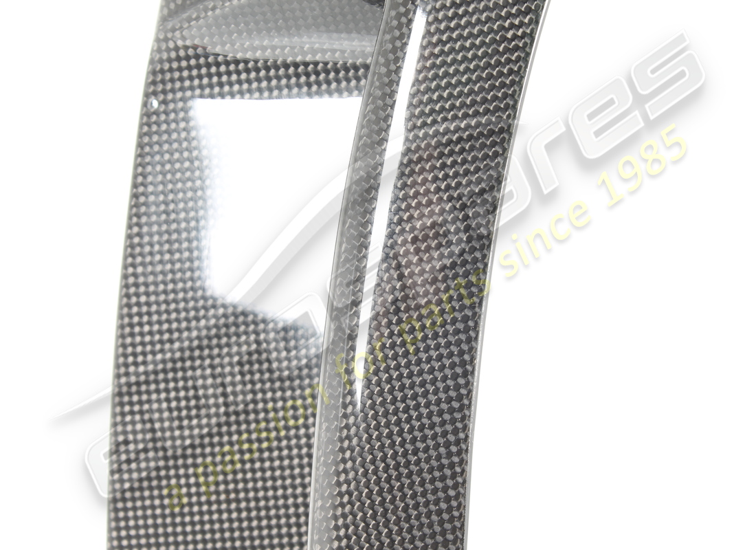 used ferrari complete lh front arch cladding. part number 901758 (2)