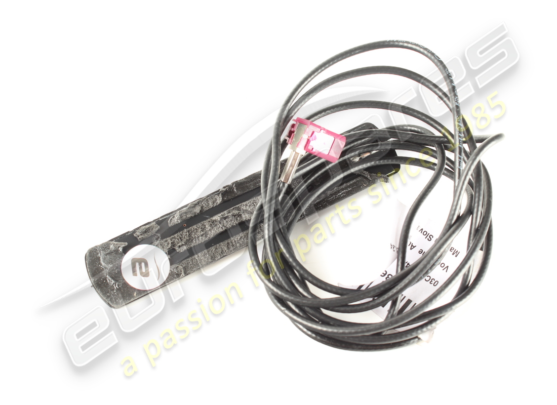 used ferrari glonass gsm antenna. part number 336507 (2)
