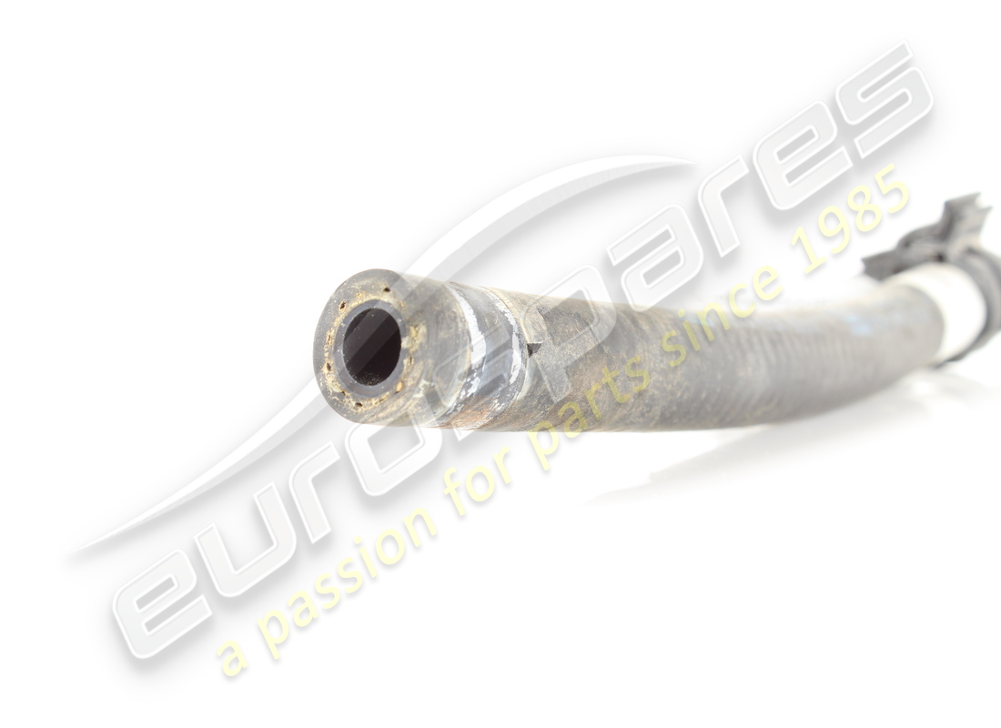 used ferrari manicotto sfiato da radiator. part number 953303 (2)