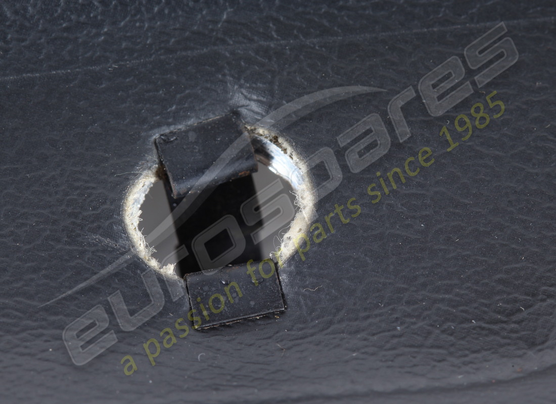 USED FERRARI LH MOULDING GTS. PART NUMBER 60356805 (4) used ferrari lh moulding gts. part number 60356805 (4)