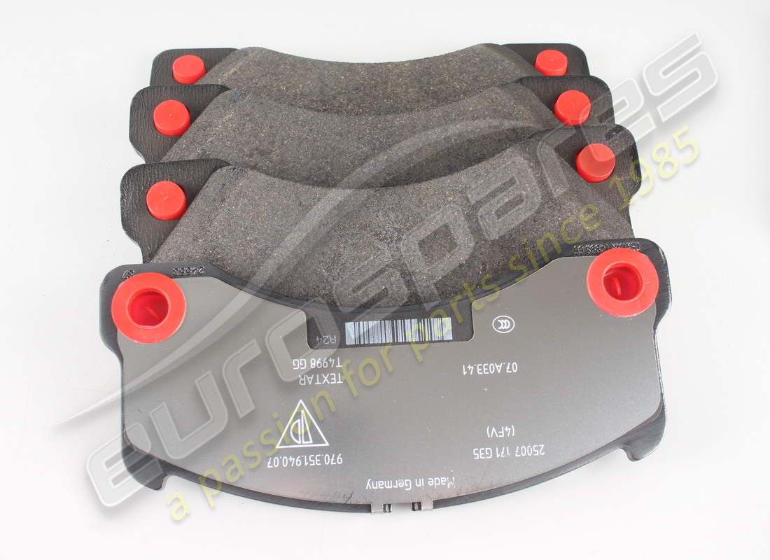 new porsche 1 set of brake pads for disk brake. part number 97035194907 (1)