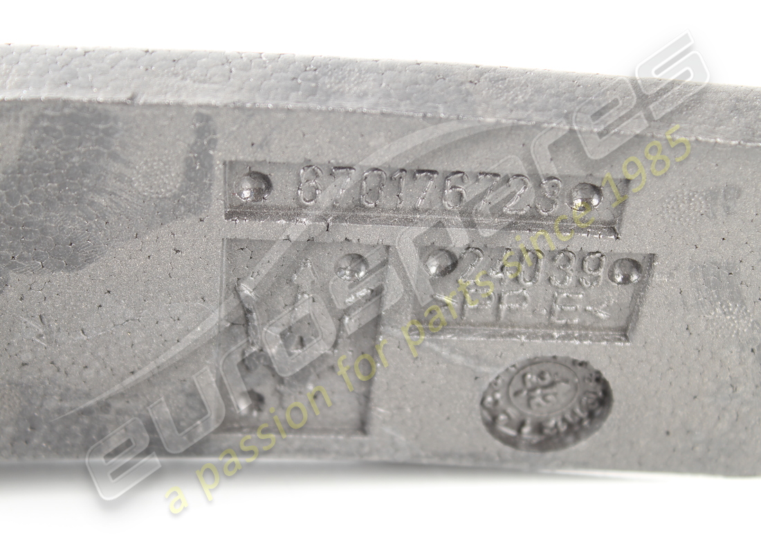 new maserati lh lower central front bumpe. part number 670176723 (3)