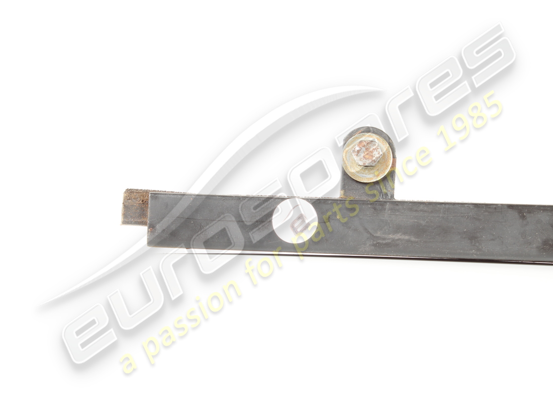 used ferrari rh rear door glass channel gts. part number 60292208 (4)