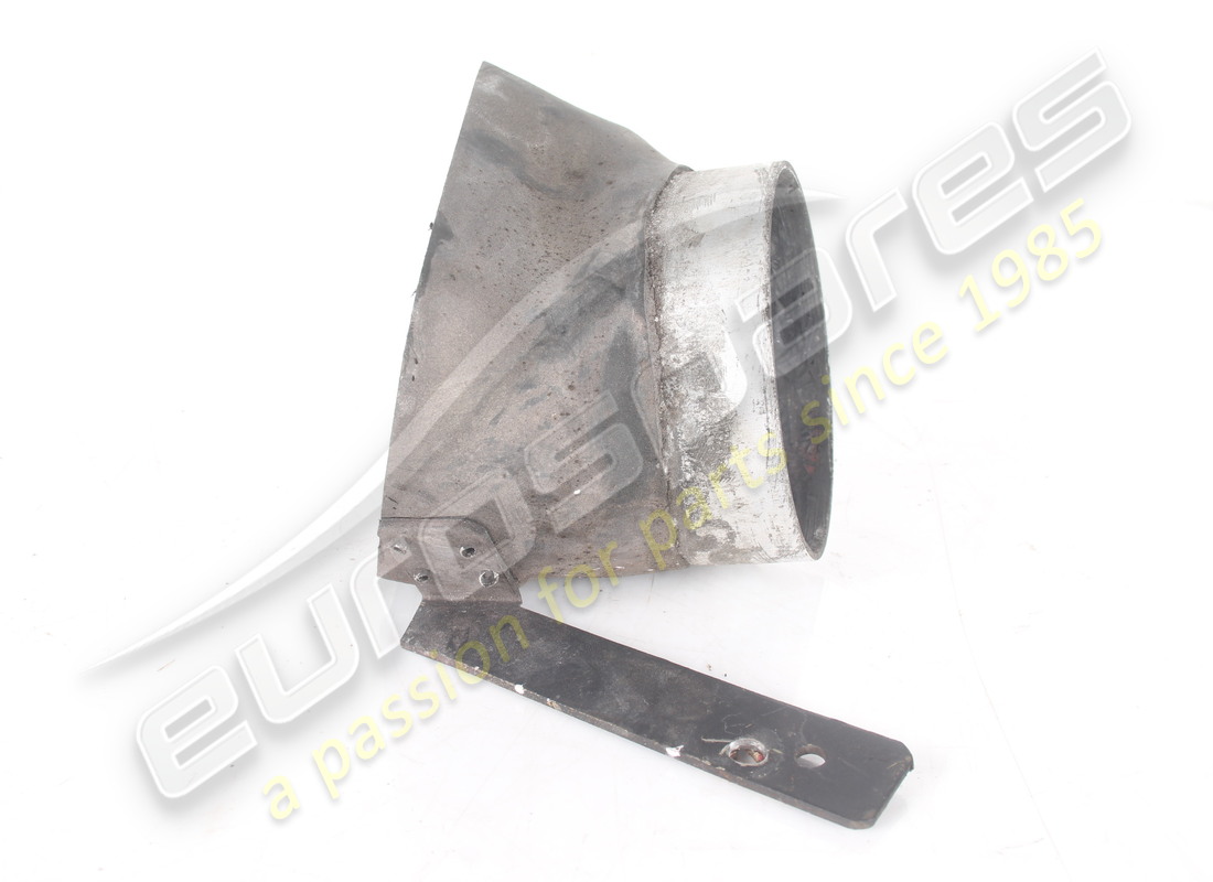 used ferrari rh air duct. part number 62500300 (3)