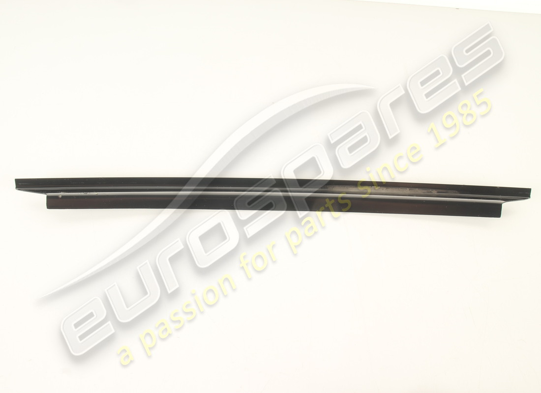 new porsche reinforcement. part number 477809445 (1)