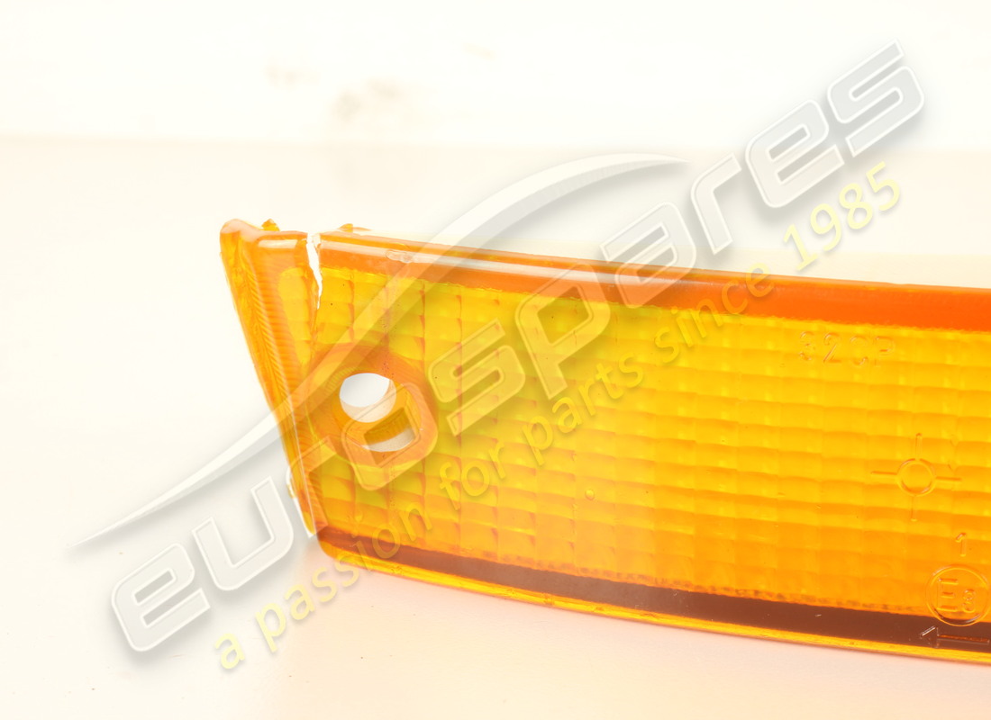 new (other) ferrari rh front lens indicator rhd part number 61536100 (2)