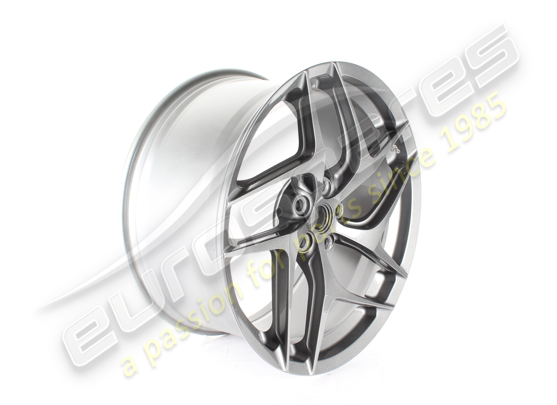 reconditioned ferrari rh front wheel. part number 334486 (2)