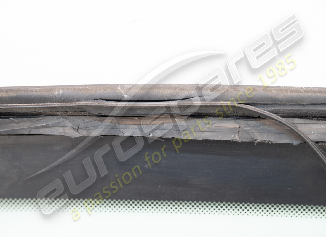 USED MASERATI REAR WINDOW. PART NUMBER 387700600 (5) used maserati rear window. part number 387700600 (5)