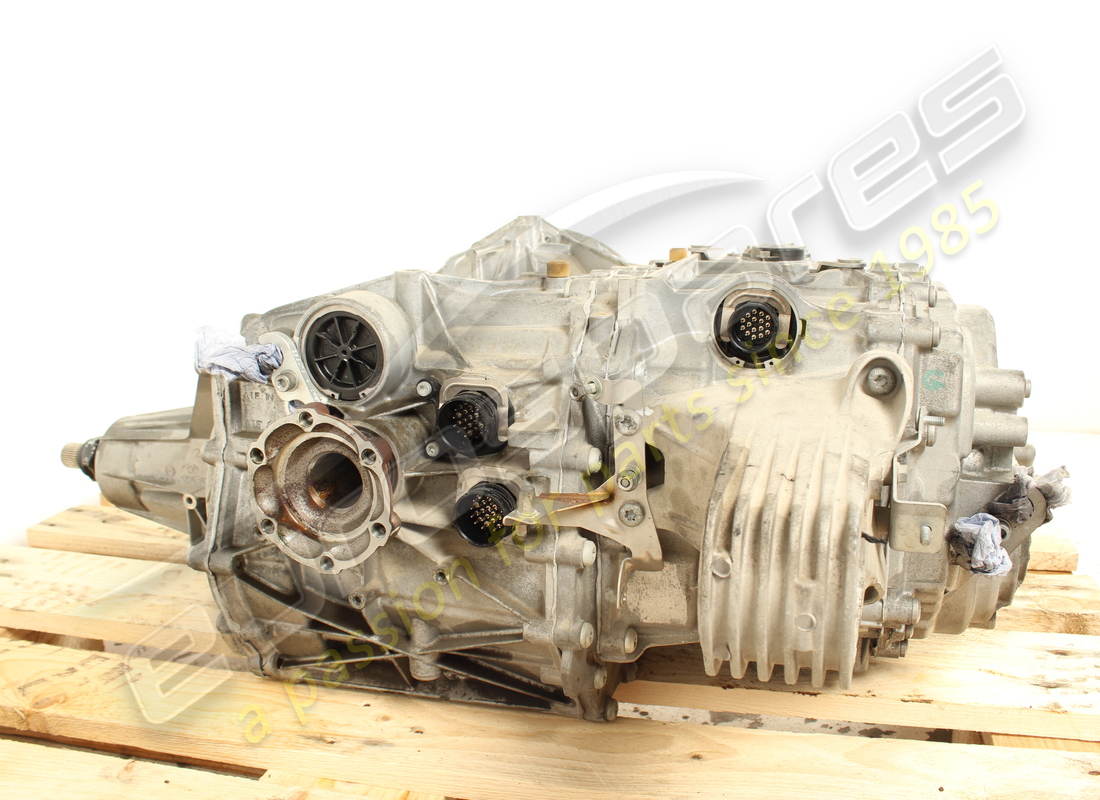 used ferrari complete dct gearbox. part number 270501 (5)