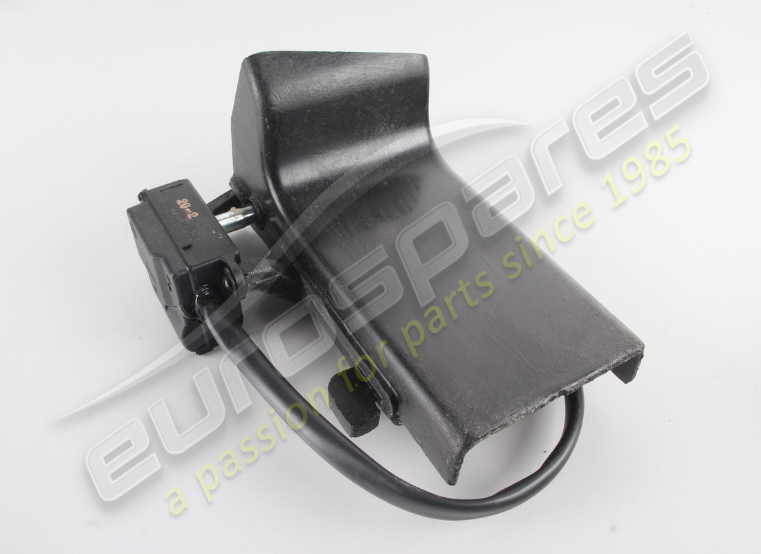 new ferrari lh air duct with actuator lhd part number 124038 (2)
