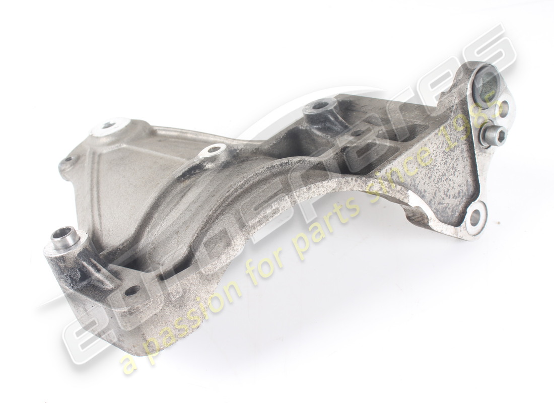 USED FERRARI BRACKET. PART NUMBER 325656 (2) used ferrari bracket. part number 325656 (2)