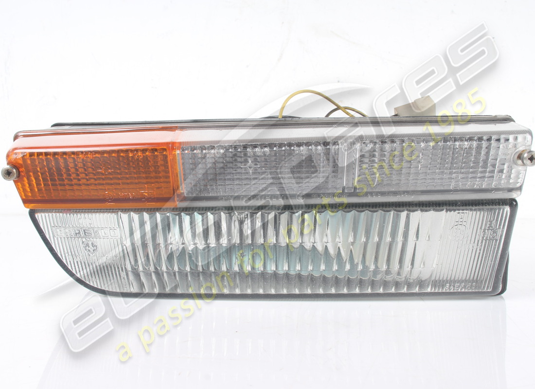 USED FERRARI RH FRONT LIGHT COMPLETE RHD PART NUMBER 61882300 (2) used ferrari rh front light complete rhd part number 61882300 (2)