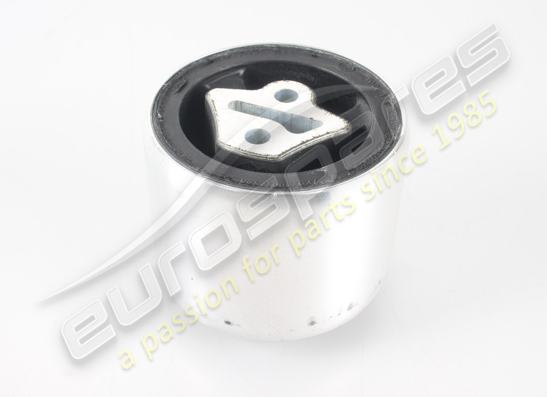 new porsche gearbox mounting. part number 95837505710 (2)