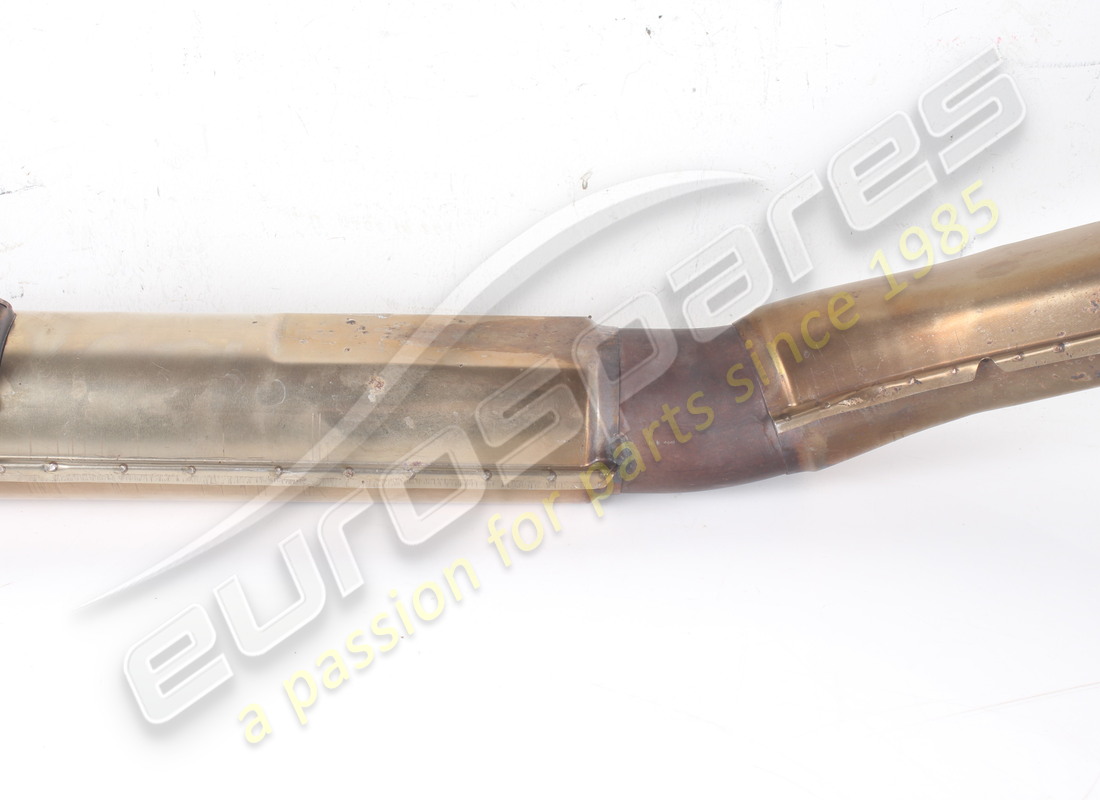 USED FERRARI RH REAR EXTENSION. PART NUMBER 325601 (3) used ferrari rh rear extension. part number 325601 (3)