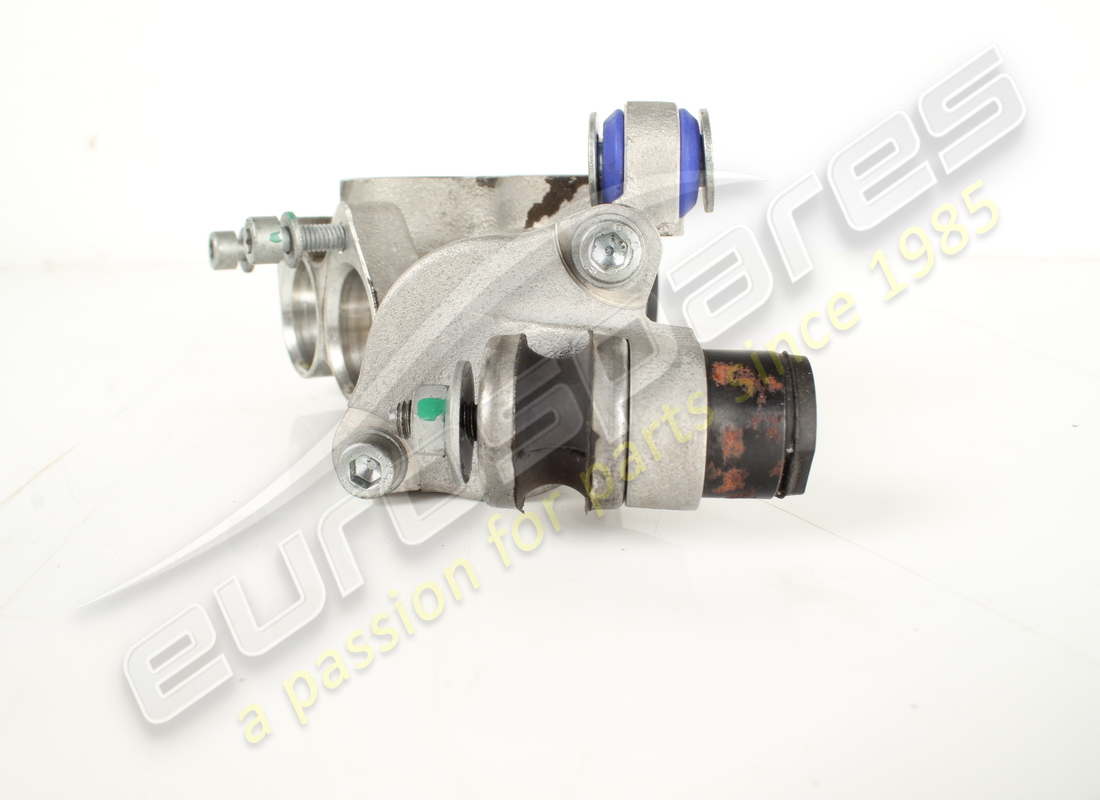 used ferrari complete oil thermostat. part number 316675 (4)