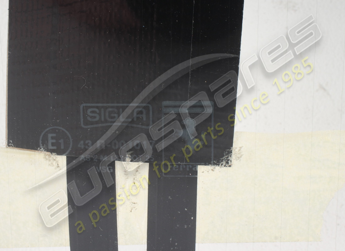 new eurospares rear window glass. part number 62080000 (4)