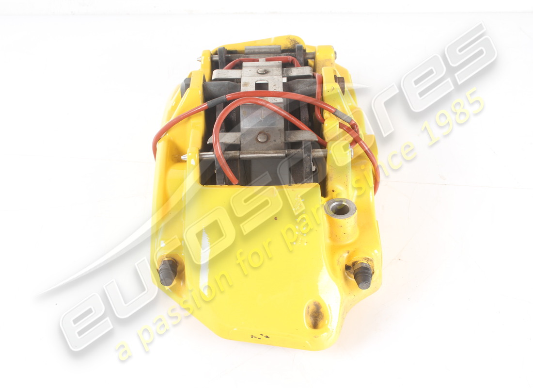used ferrari front rh caliper with pads. part number 315568 (2)
