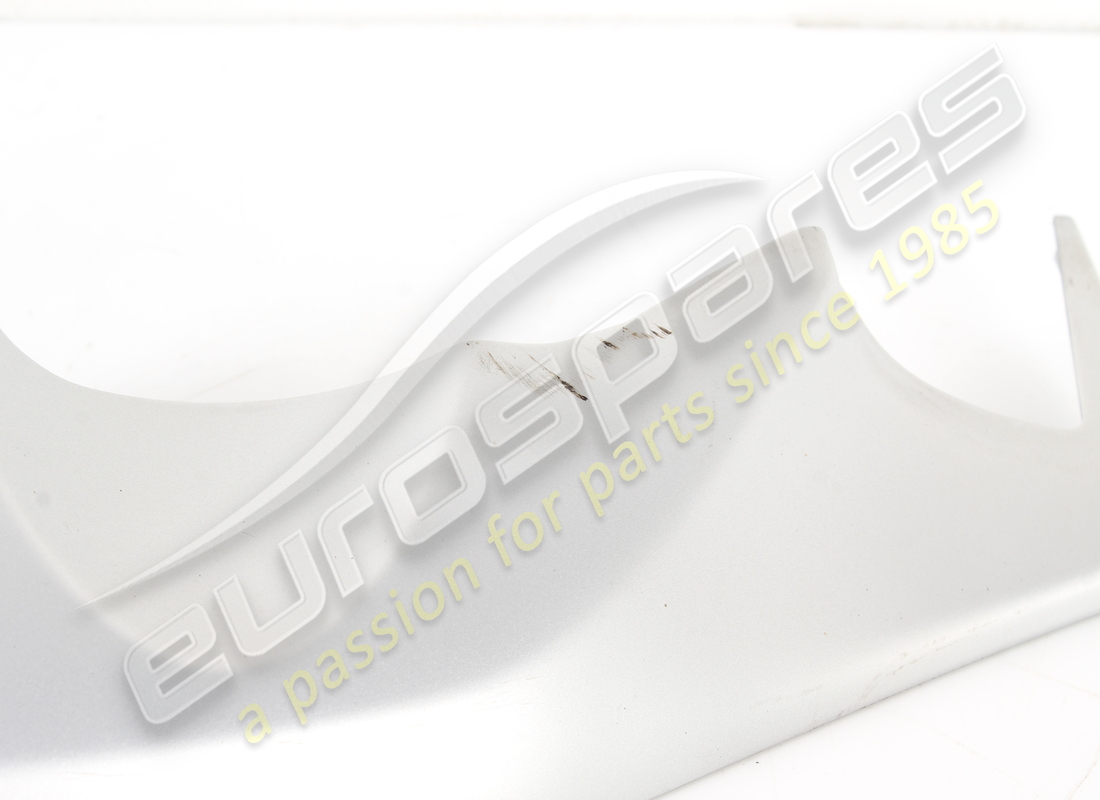 used ferrari centre insert. part number 83930000 (4)