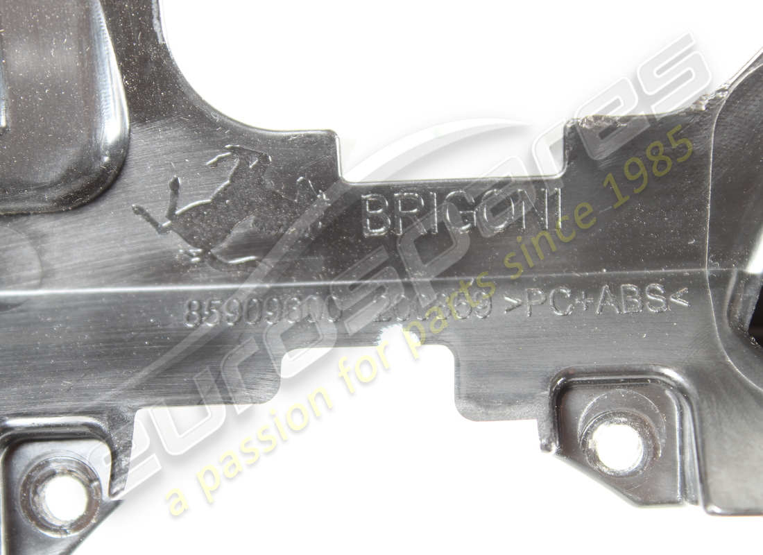 used ferrari rh vent mount. part number 85909600 (4)