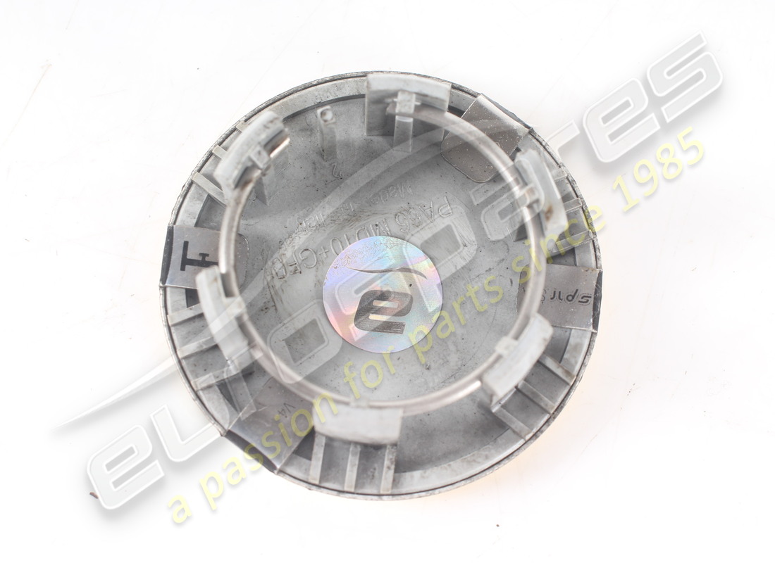 used ferrari wheel cap. part number 340066 (3)