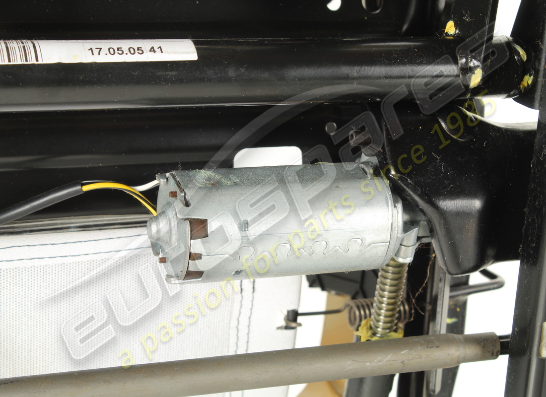 used maserati lh front cushion frame -va. part number 980139482 (13)