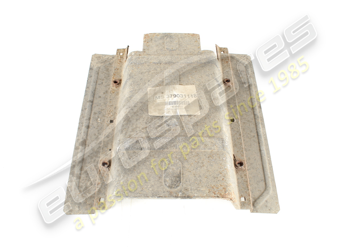 USED MASERATI REAR RH GUARD 8 CYLINDER. PART NUMBER 379031118 (2) used maserati rear rh guard 8 cylinder. part number 379031118 (2)