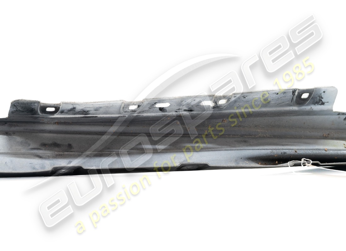 USED FERRARI COMPLETE LH UNDERDOOR TRIM. PART NUMBER 985861772 (8) used ferrari complete lh underdoor trim. part number 985861772 (8)