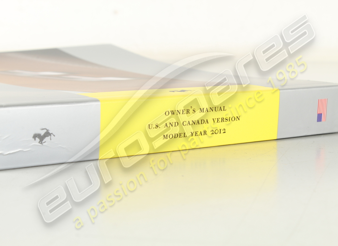 NEW FERRARI USE AND MAINTENANCE MANUAL. PART NUMBER 84836000 (3) new ferrari use and maintenance manual. part number 84836000 (3)