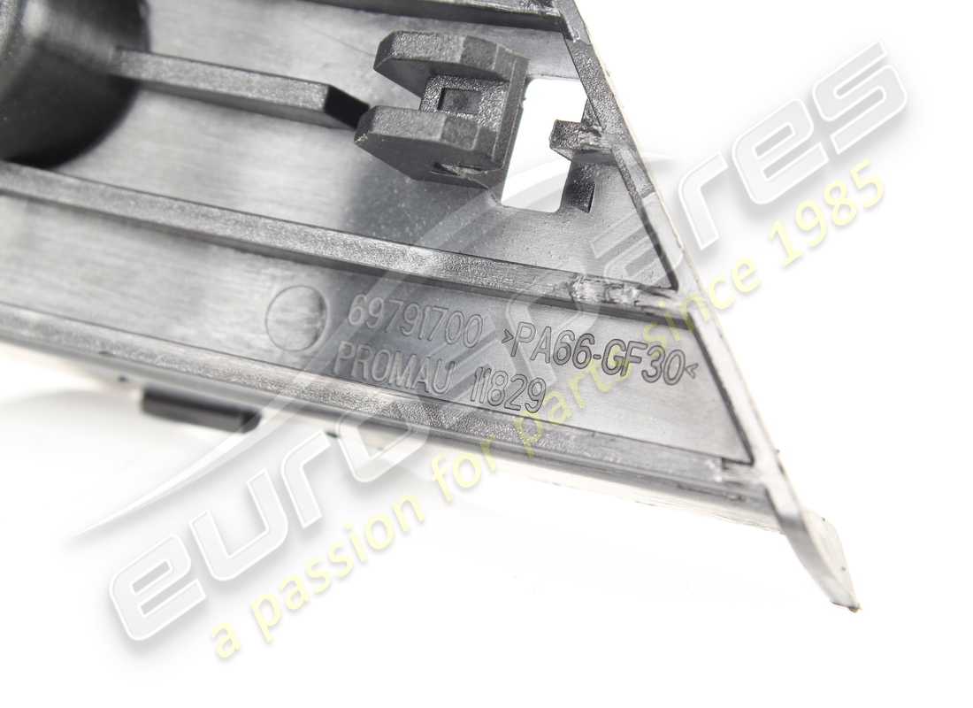 used ferrari upper guide for rear lh se. part number 69791700 (3)
