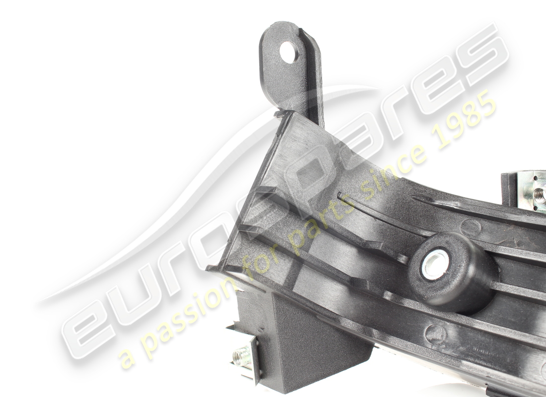used ferrari upper guide for rear lh se. part number 69791700 (4)