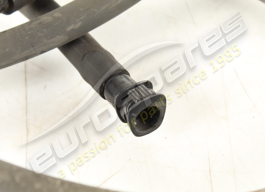 used maserati h.light washing system line. part number 67724900 (4)