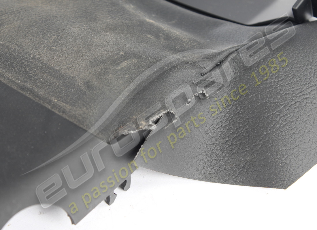 damaged lamborghini upper shroud,. part number 4ml9535156ps (4)