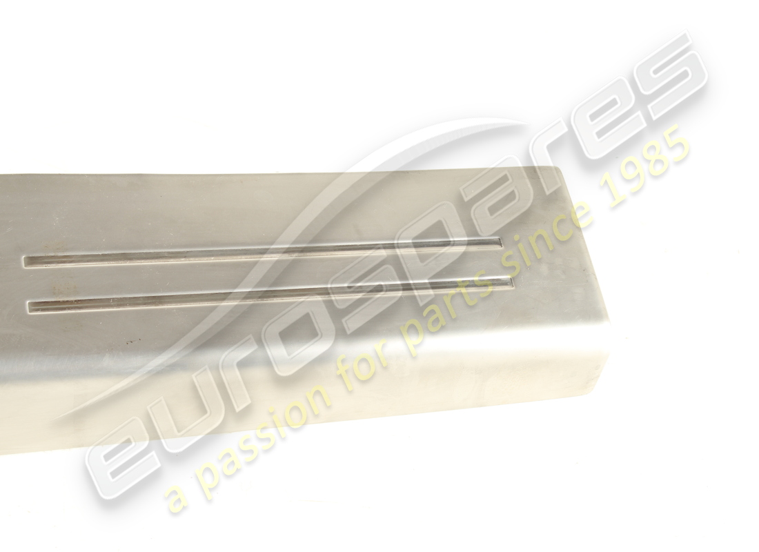 used ferrari lh kickplate. part number 88825600 (4)