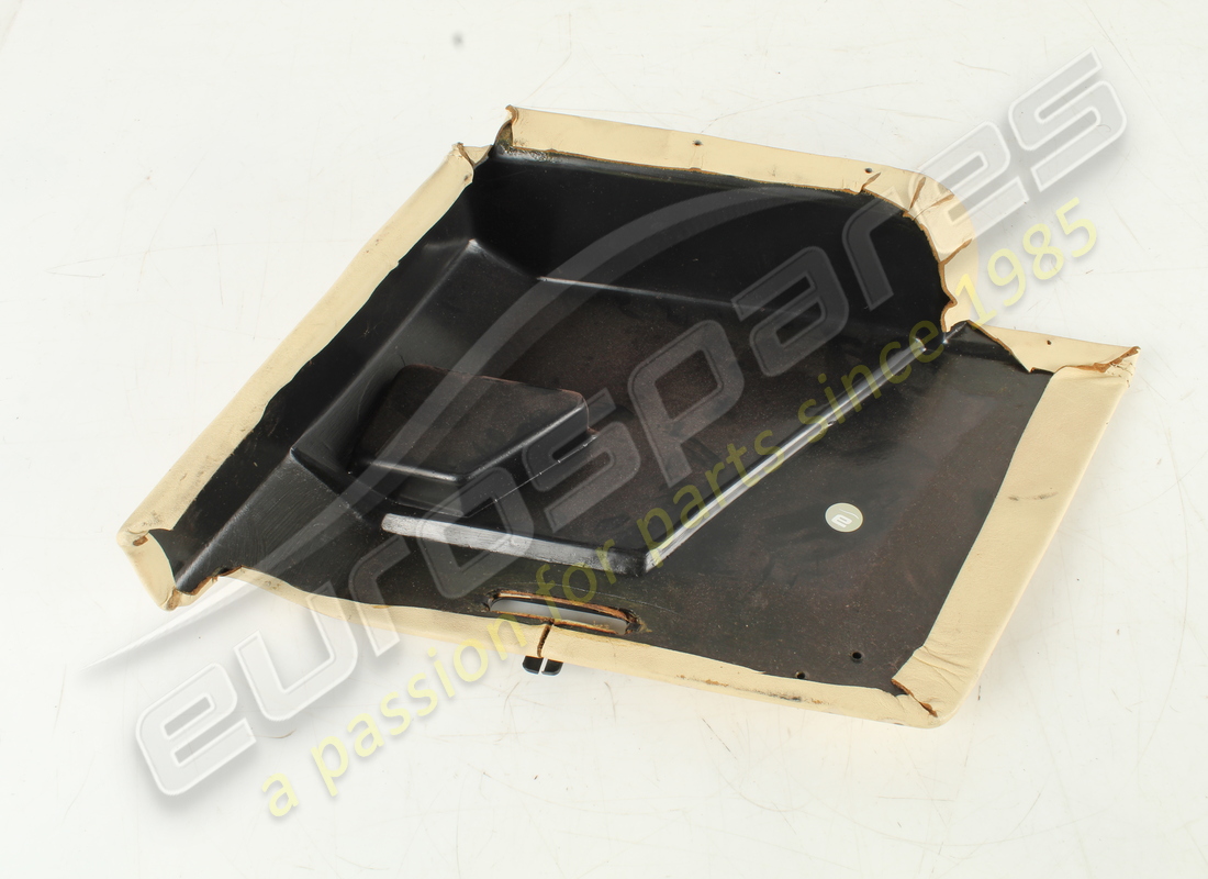 USED FERRARI LH MOULDING. PART NUMBER 61163500 (1) used ferrari lh moulding. part number 61163500 (1)